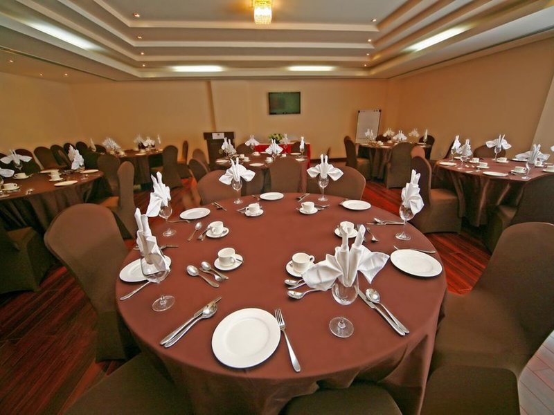 Centara Life Muscat Dunes Hotel 6