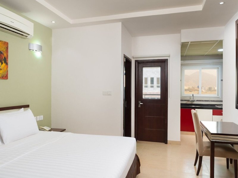 Centara Life Muscat Dunes Hotel 12