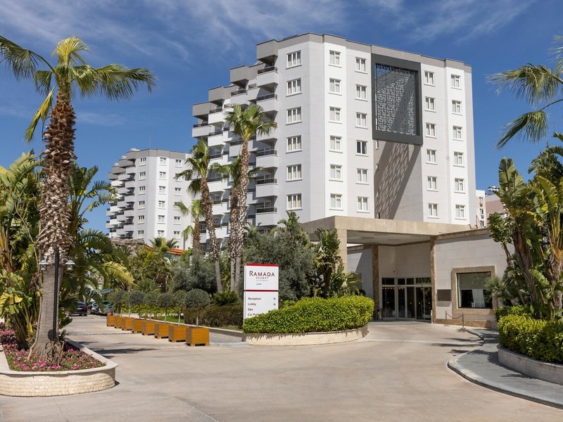 Ramada Resort Lara 4