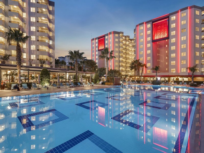 Ramada Resort Lara 6