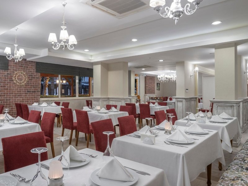 Ramada Resort Lara 26