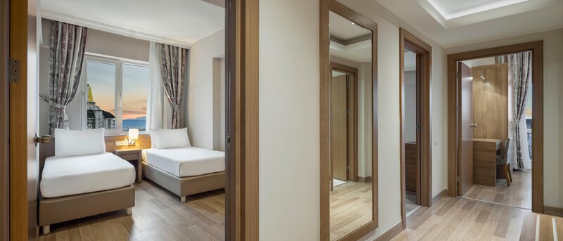 Ramada Resort by Wyndham Lara 37