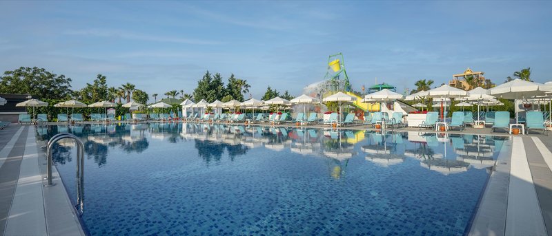 Ramada Resort Lara 11 - Outdoor Pool