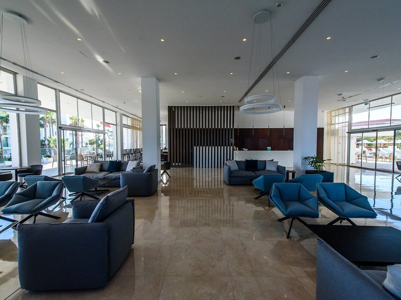 Eleana Hotel 24