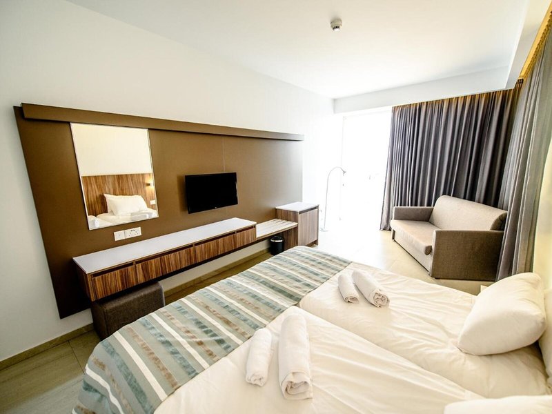 Eleana Hotel 34