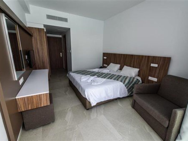 Eleana Hotel 49