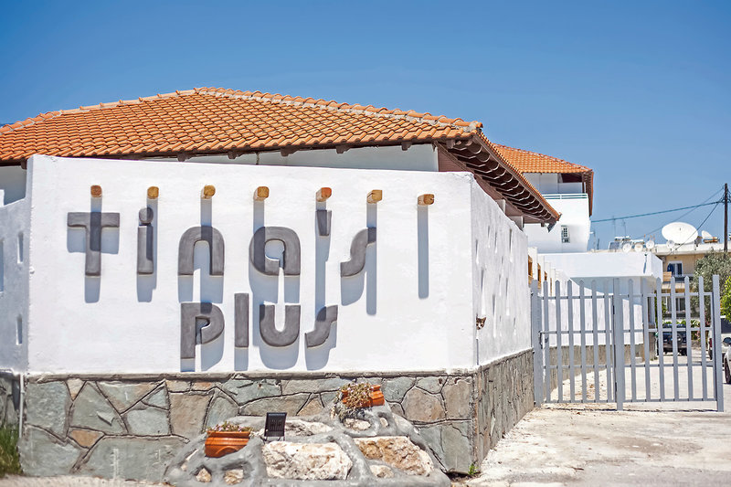 Tinas Plus Hotel 5
