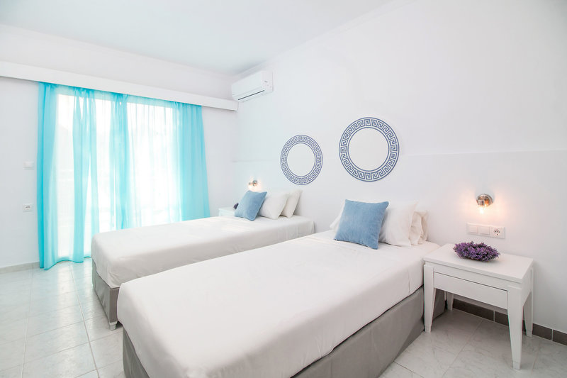 Tinas Plus Hotel 6