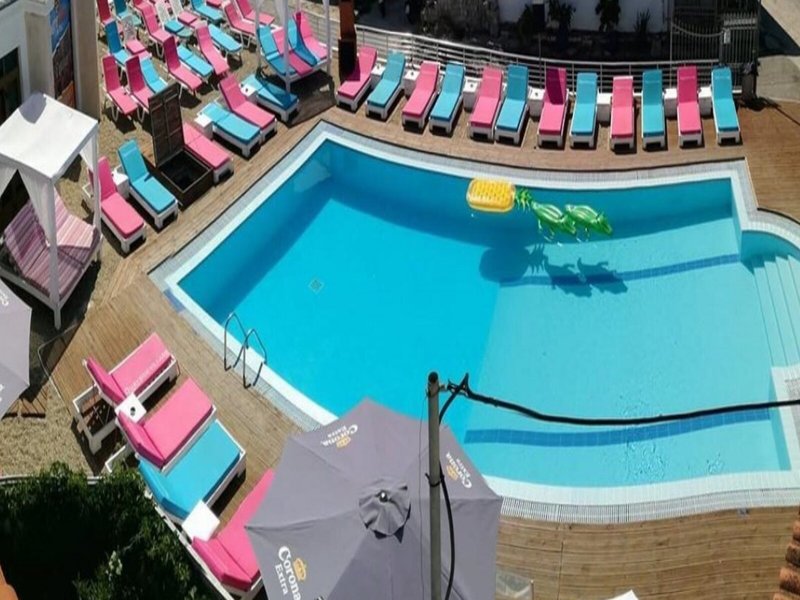 Trabukos Beach Complex 17