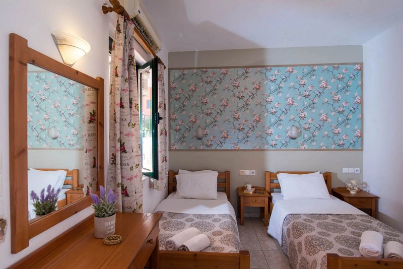 Sarpidon Apartments 11