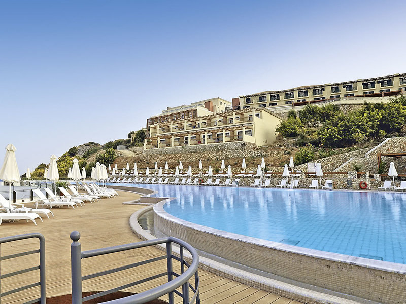 Apostolata Island Resort 2