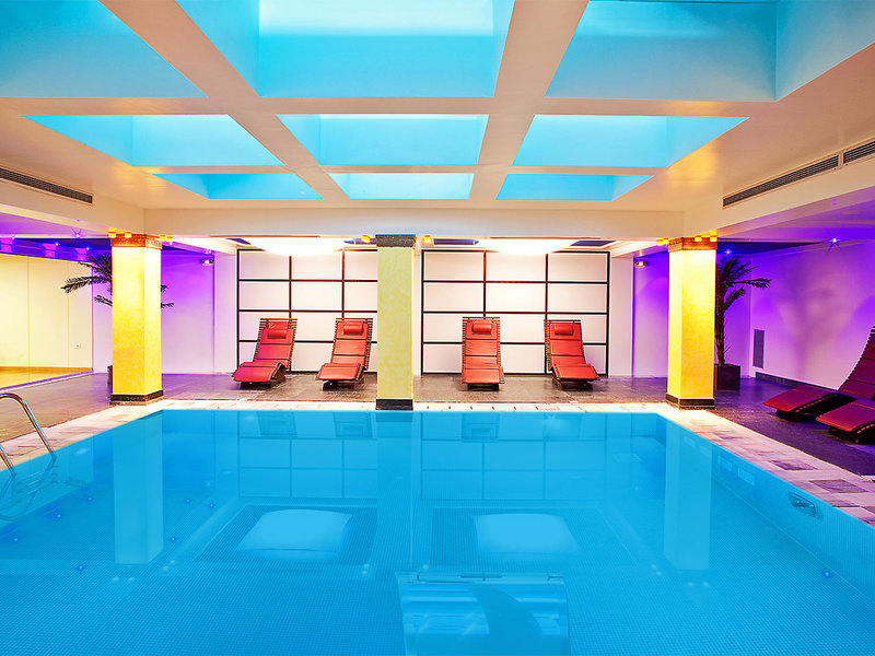 Apostolata Island Resort 8