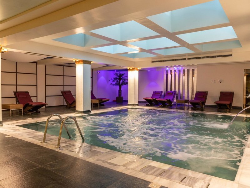 Apostolata Island Resort & Spa 12
