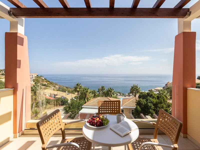 Apostolata Island Resort & Spa 18