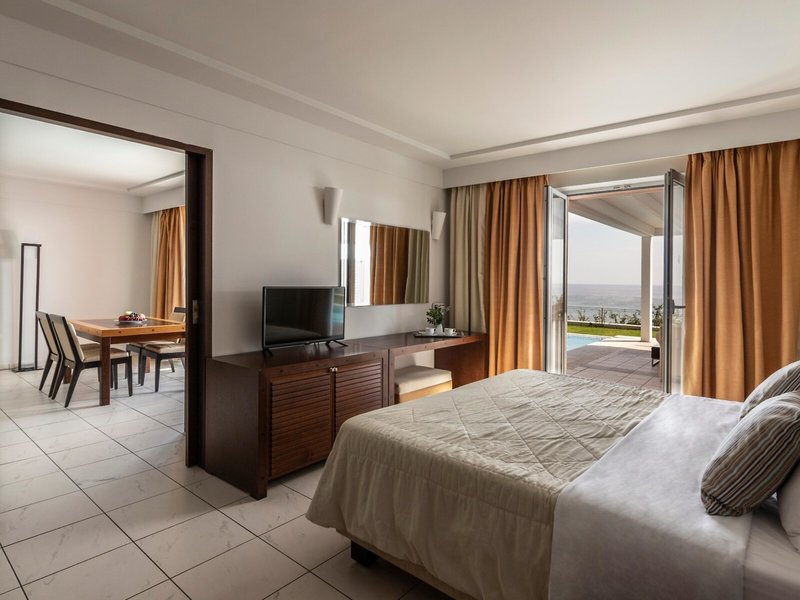 Apostolata Island Resort & Spa 21