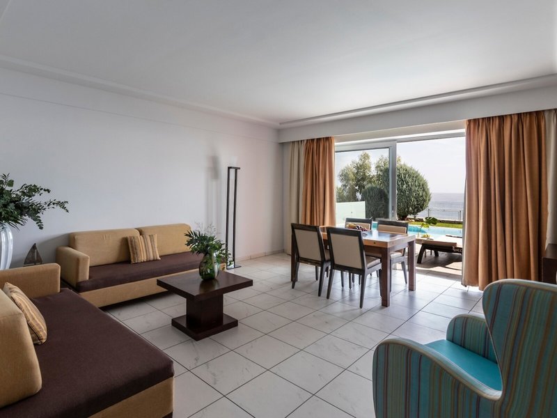 Apostolata Island Resort & Spa 22