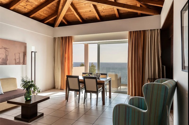 Apostolata Island Resort 13