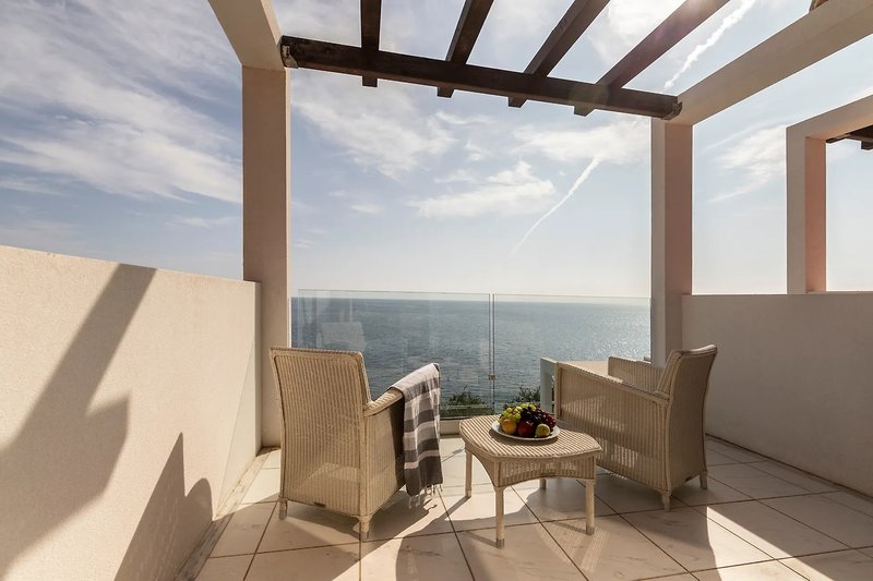 Apostolata Island Resort 14