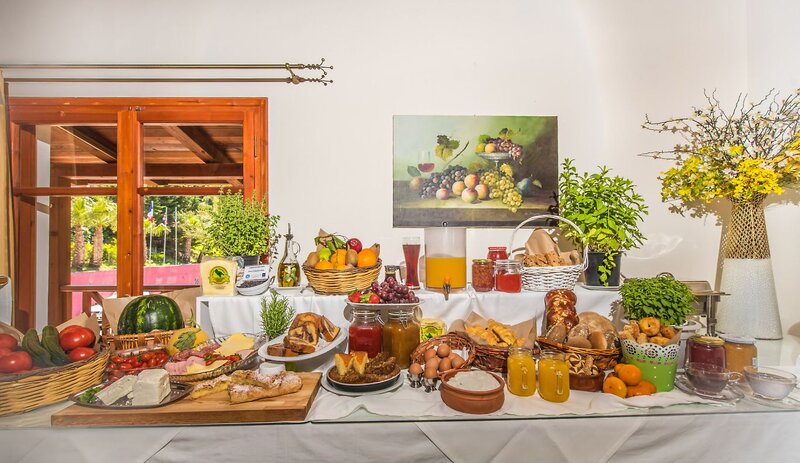 Sea View Village Studios & Apartments 15