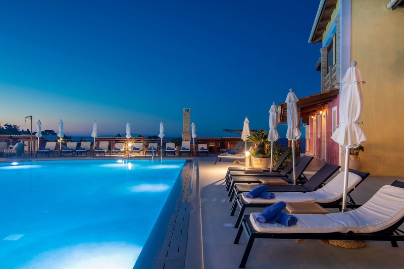 Sea View Village Studios & Apartments 8