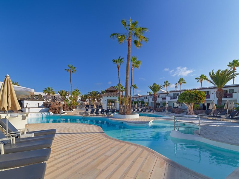 SENTIDO H10 White Suites 3