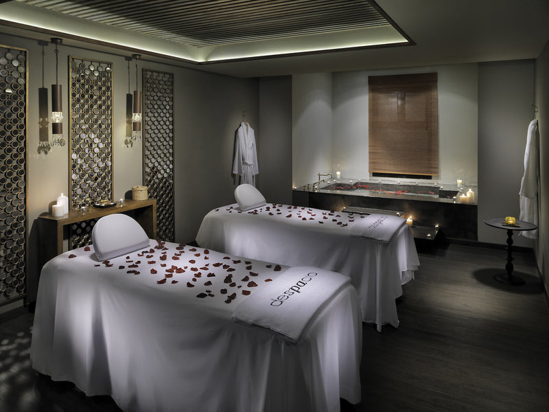 SENTIDO H10 White Suites 14