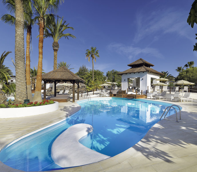 H10 White Suites 5
