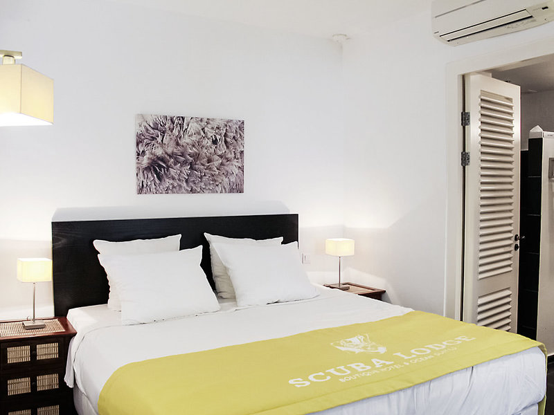 Scuba Lodge Boutique & Ocean Suites Hotel 17 - Room Example