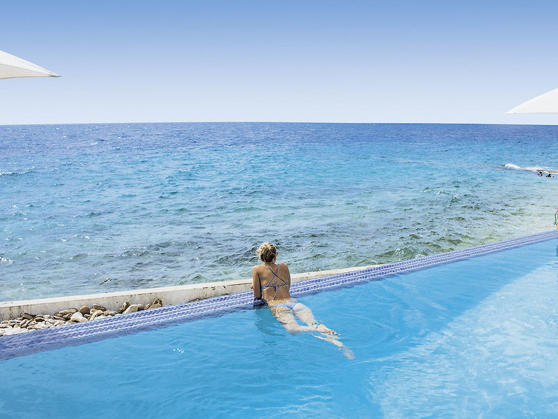 Scuba Lodge Boutique & Ocean Suites Hotel 18 - Outdoor Pool