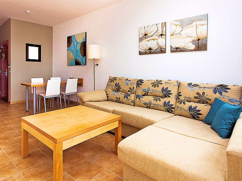 SBH Royal Monica 4