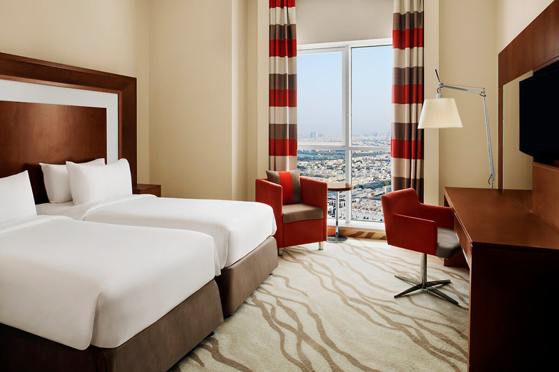 Novotel Dubai Al Barsha 6