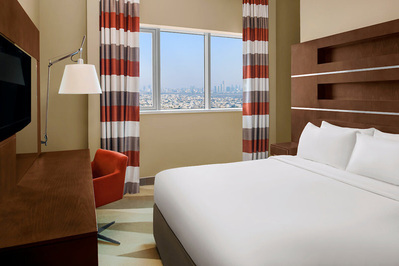 Novotel Dubai Al Barsha 11