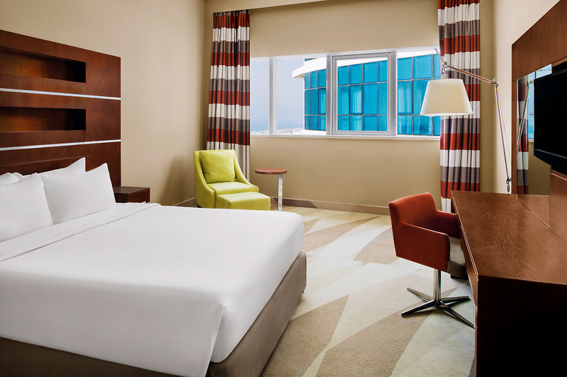 Novotel Dubai Al Barsha 13