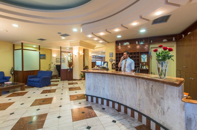 Tolon Holidays Hotel 5 - Bar