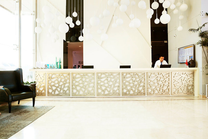 Bellazure Hotel 19