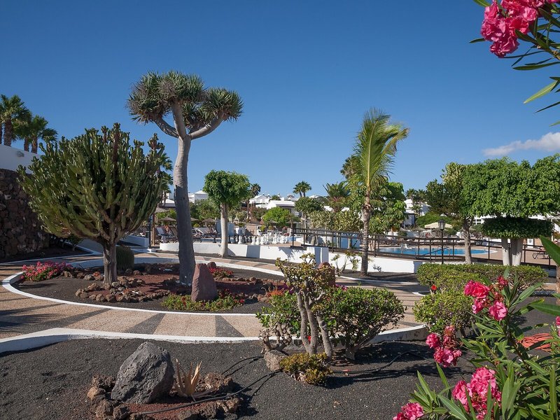 Jardines del Sol 3