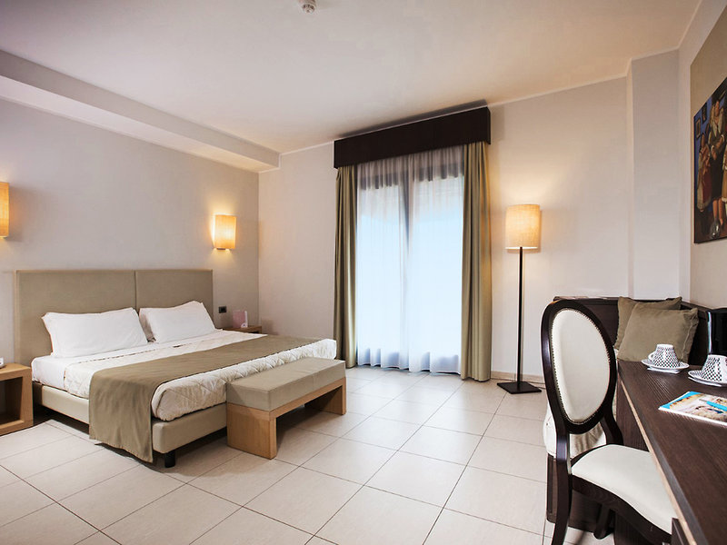 Lu Hotel 2