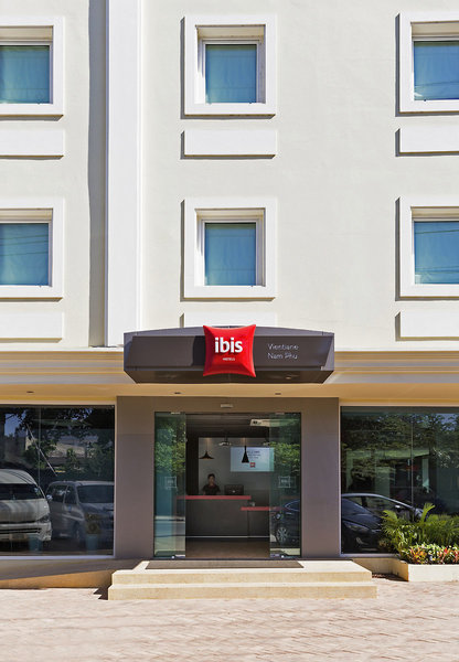 ibis Vientiane Nam Phu Hotel 2