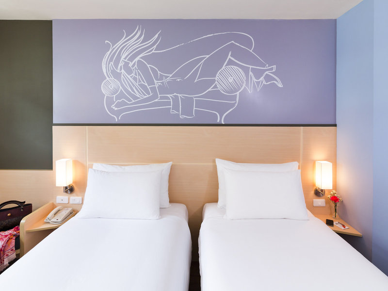 ibis Vientiane Nam Phu Hotel 13