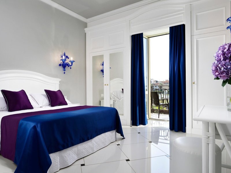 President Viareggio 15 - Room Example