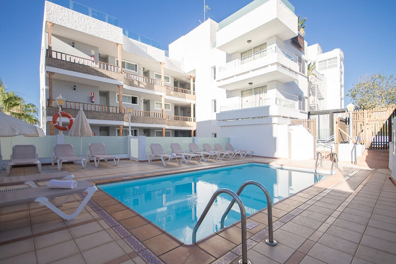 Apartamentos Tarahal 1