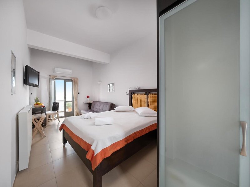 Nefeli 2 - Room Example