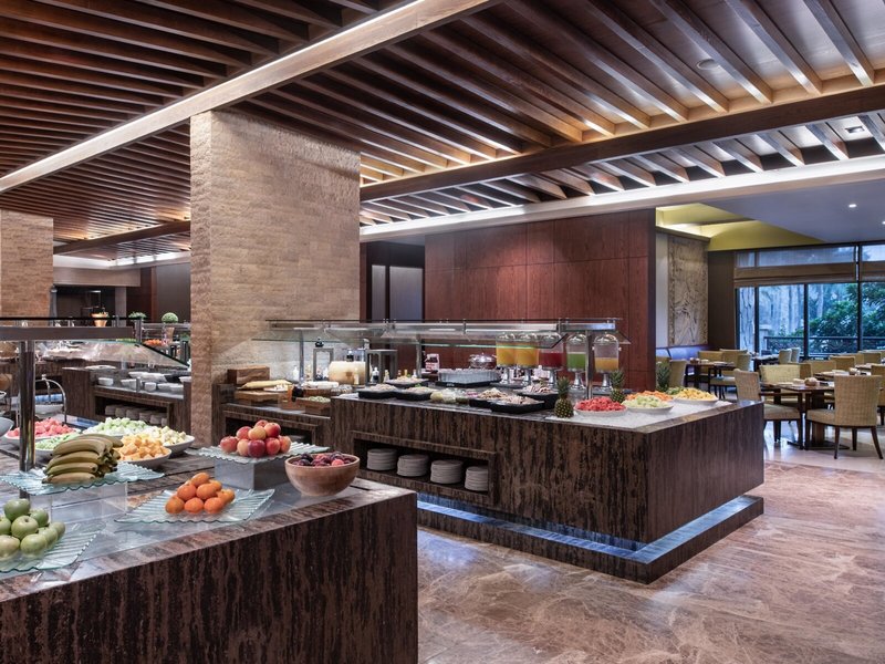 Sofitel Dubai The Palm Resort & Spa 9