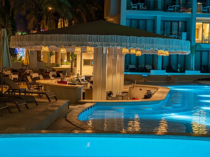 Flora Palm Resort 12