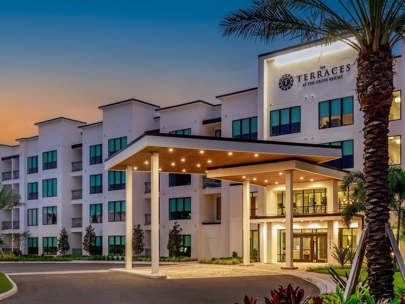 The Grove Resort & Spa 11