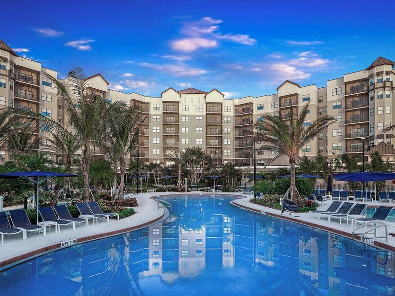 The Grove Resort & Spa 25