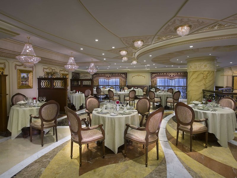 Royal Rose Hotel 9