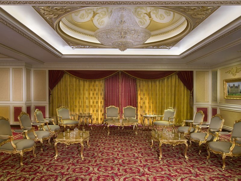 Royal Rose Hotel 13