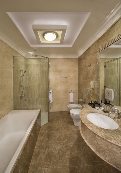 Royal Rose Hotel 35