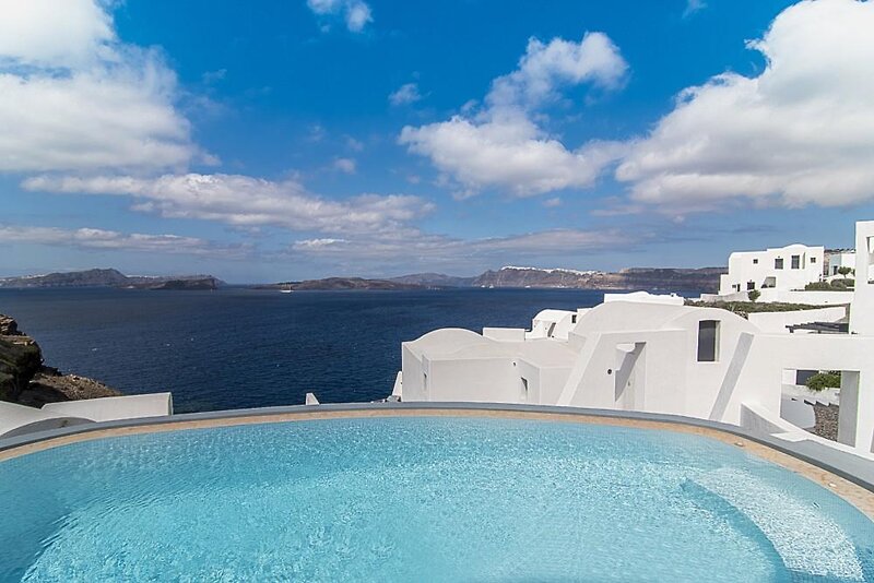 Ambassador Aegean Luxury Hotel & Suites Santorini 4